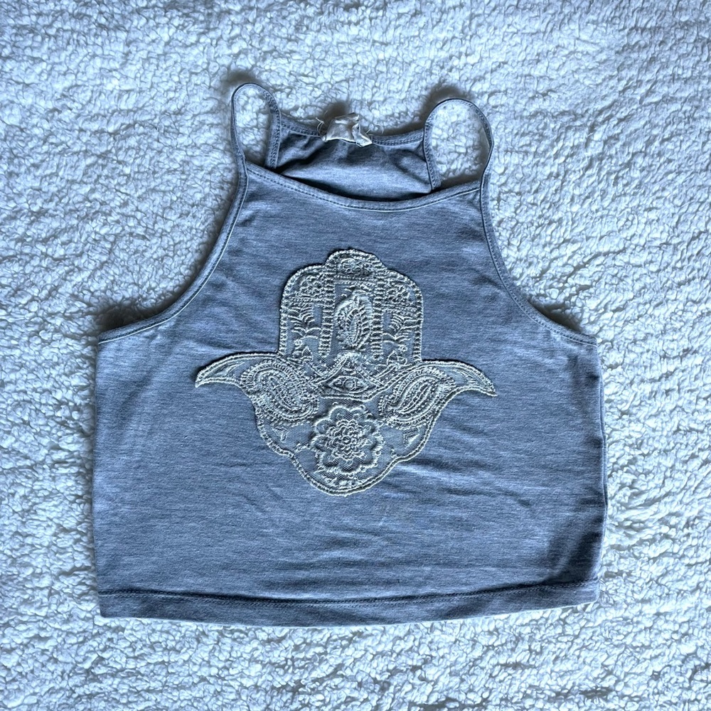 Brand: LA Hearts  Size: Medium